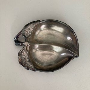 Fall Decor Apple Metal plate tray w.leaves details